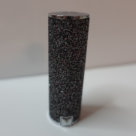 GIVENCHY Luminous Matte Lipstick in 500 Enigmatic Red *LE* - Picture 5 of 10